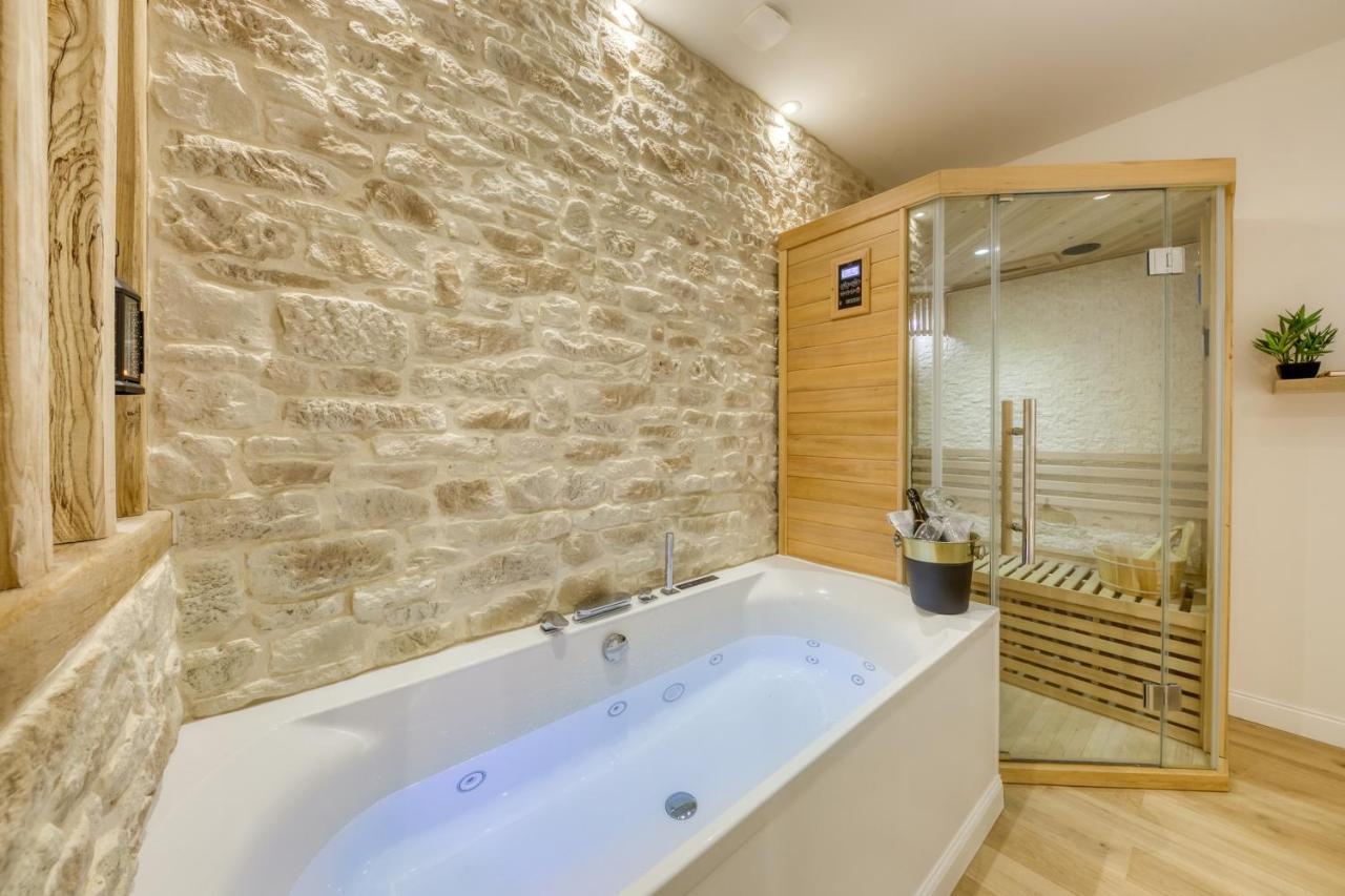 Le Petit Paris - Cocon & Spa & Sauna Chartres Esterno foto
